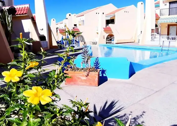 Sunny Pool Patio - 2 Bedrooms 2 Baths