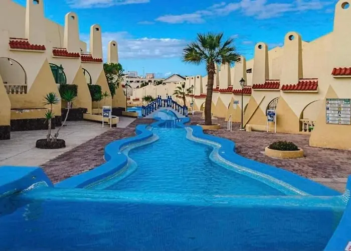 Sunny Pool Patio - 2 Bedrooms 2 Baths Apartment