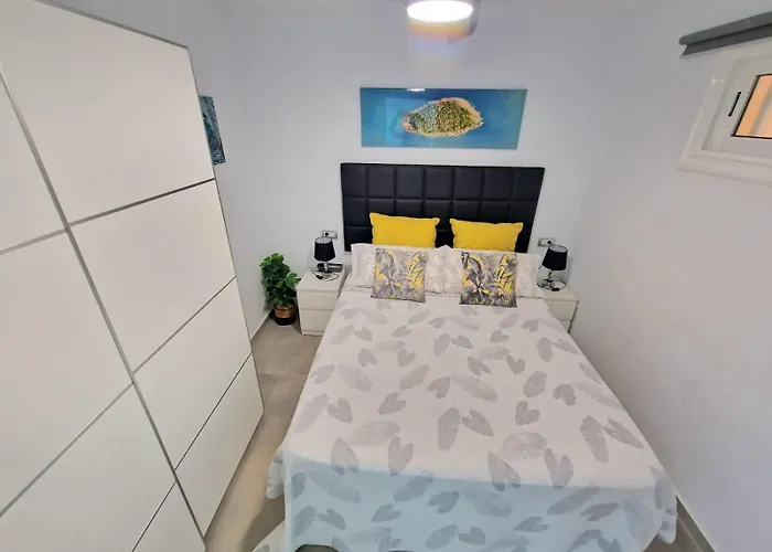 Apartment Sunny Pool Patio - 2 Bedrooms 2 Baths *