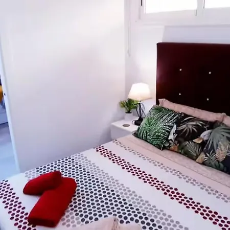 Sunny Pool Patio - 2 Bedrooms 2 Baths 公寓