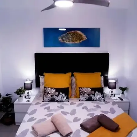 Sunny Pool Patio - 2 Bedrooms 2 Baths Costa Adeje (Tenerife)