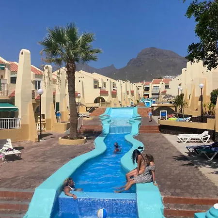Апартаменти Sunny Pool Patio - 2 Bedrooms 2 Baths