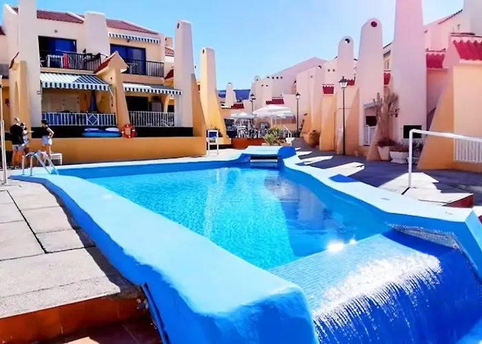 Sunny Pool Patio - 2 Bedrooms 2 Baths