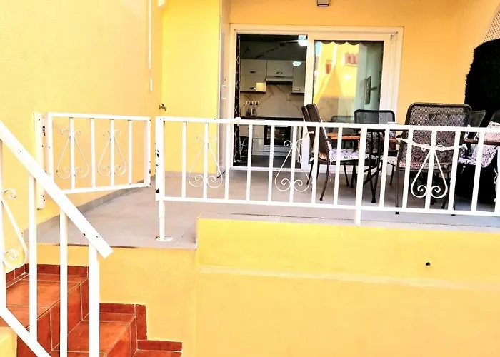 Sunny Pool Patio - 2 Bedrooms 2 Baths Apartamento